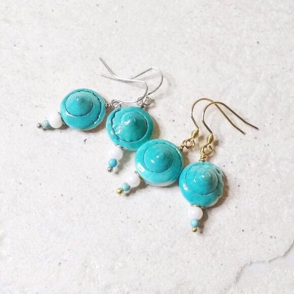 ๐๐๐ 3/$25!!! Turquoise Shells + Beads! Summery Beachy Coastal Earrings - Picture 4 of 4